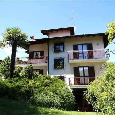 La Casa Del Giardino Holiday home Brovello-Carpugnino